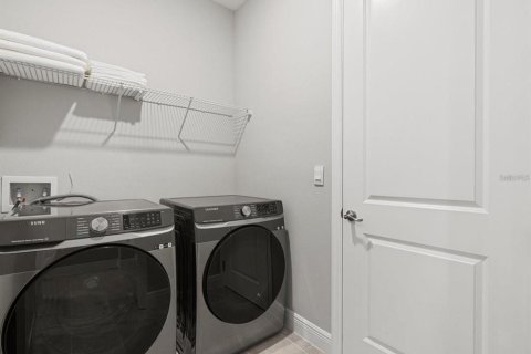 Casa en alquiler en Bradenton, Florida, 4 dormitorios, 189.99 m2 № 1724783 - foto 11