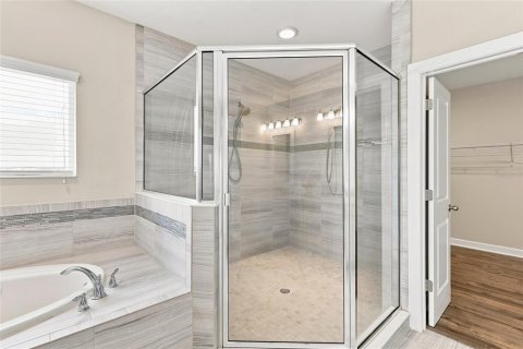 Casa en venta en Wesley Chapel, Florida, 6 dormitorios, 413.32 m2 № 2203992 - foto 23