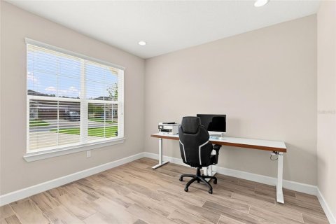 Casa en venta en Wesley Chapel, Florida, 6 dormitorios, 413.32 m2 № 2203992 - foto 13