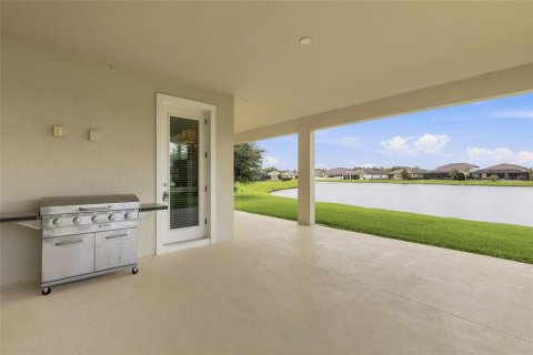 Casa en venta en Wesley Chapel, Florida, 6 dormitorios, 413.32 m2 № 2203992 - foto 6