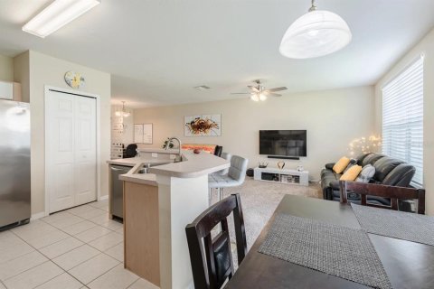 Townhouse in Riverview, Florida 3 bedrooms, 146.6 sq.m. № 1630487 - photo 10