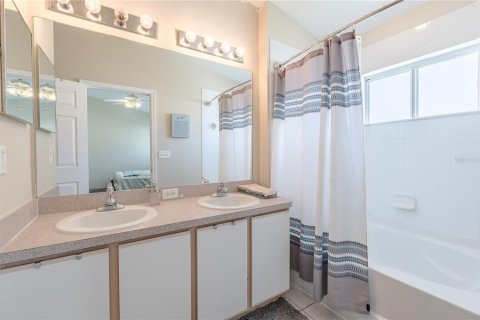 Townhouse in Riverview, Florida 3 bedrooms, 146.6 sq.m. № 1630487 - photo 18