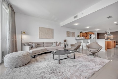 Condominio en alquiler en Aventura, Florida, 2 dormitorios, 144.18 m2 № 1889160 - foto 14