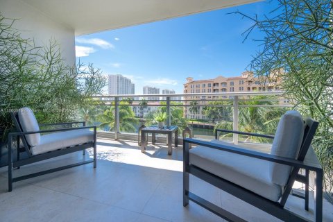 Condominio en alquiler en Aventura, Florida, 2 dormitorios, 144.18 m2 № 1889160 - foto 16