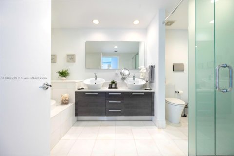 Condominio en alquiler en Aventura, Florida, 2 dormitorios, 144.18 m2 № 1889160 - foto 29