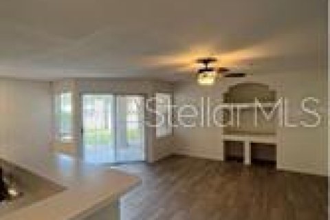 Condo in Orlando, Florida, 2 bedrooms  № 1800571 - photo 7