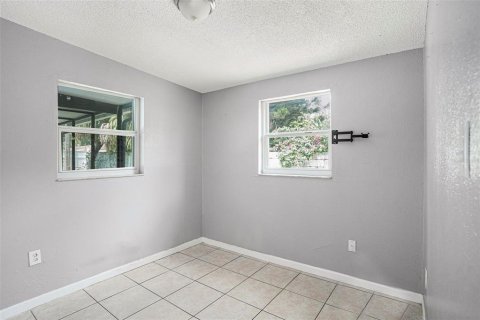 Casa en venta en Seminole, Florida, 3 dormitorios, 118.91 m2 № 1850146 - foto 14