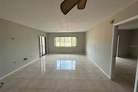 Condominio en venta en Clearwater, Florida, 2 dormitorios, 88.72 m2 № 1543662 - foto 13