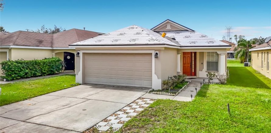Villa ou maison à Tampa, Floride 3 chambres, 135.08 m2 № 2427089