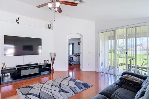 Villa ou maison à vendre à Tampa, Floride: 3 chambres, 135.08 m2 № 2427089 - photo 16