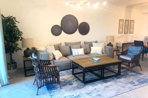 Condo in Bradenton, Florida, 2 bedrooms  № 1812458 - photo 7