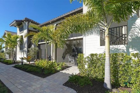 Condo in Bradenton, Florida, 2 bedrooms  № 1812458 - photo 1