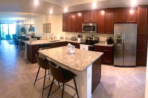 Condo in Bradenton, Florida, 2 bedrooms  № 1812458 - photo 4