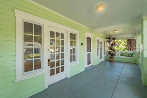 Commercial property in Orlando, Florida 3 bedrooms, 176.79 sq.m. № 2131461 - photo 3