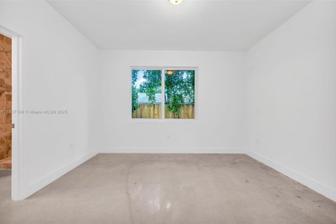 Casa en alquiler en Fort Lauderdale, Florida, 3 dormitorios, 222.69 m2 № 2080208 - foto 11