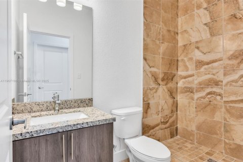 Casa en alquiler en Fort Lauderdale, Florida, 3 dormitorios, 222.69 m2 № 2080208 - foto 6