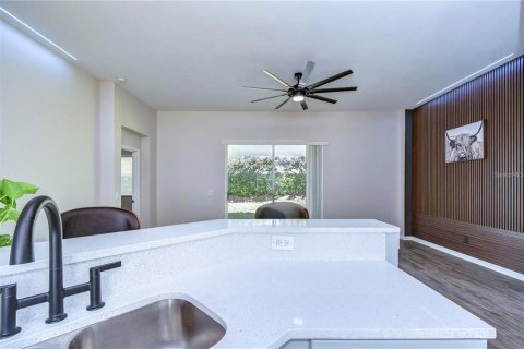 Casa en alquiler en Riverview, Florida, 3 dormitorios, 156.63 m2 № 1869762 - foto 8