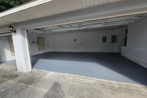 House in Clermont, Florida 4 bedrooms, 180.14 sq.m. № 1873969 - photo 15