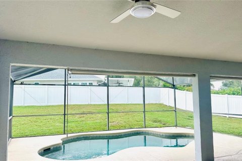 House in Clermont, Florida 4 bedrooms, 180.14 sq.m. № 1873969 - photo 13