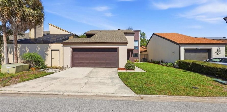House in Jacksonville, Florida 3 bedrooms, 151.52 sq.m. № 2396155