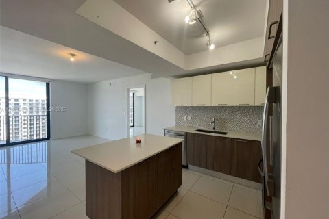 Condominio en venta en Doral, Florida, 2 dormitorios, 88.26 m2 № 1957711 - foto 5