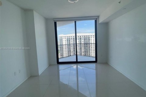Condominio en venta en Doral, Florida, 2 dormitorios, 88.26 m2 № 1957711 - foto 9