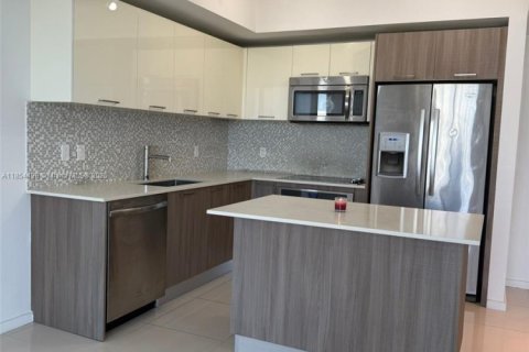 Condominio en venta en Doral, Florida, 2 dormitorios, 88.26 m2 № 1957711 - foto 6