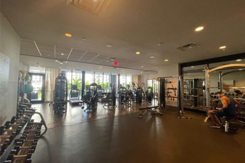 Condominio en venta en Doral, Florida, 2 dormitorios, 88.26 m2 № 1957711 - foto 18