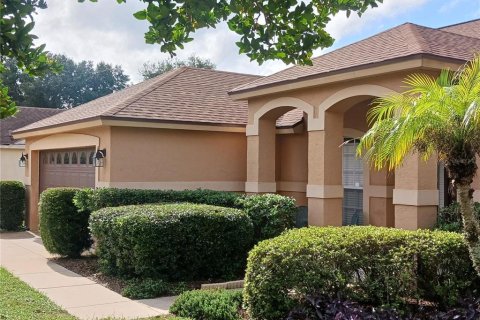 Villa ou maison à vendre à Clermont, Floride: 3 chambres, 163.51 m2 № 2434532 - photo 2