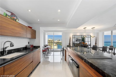 Copropriété à vendre à Aventura, Floride: 3 chambres, 219.25 m2 № 1863857 - photo 8