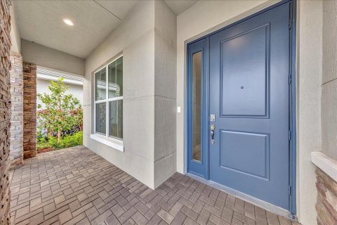 House in Palm Beach Gardens, Florida 3 bedrooms, 179.95 sq.m. № 2187661 - photo 12