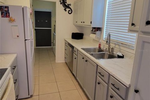Villa ou maison à vendre à Port Charlotte, Floride: 2 chambres, 97.55 m2 № 1766017 - photo 8
