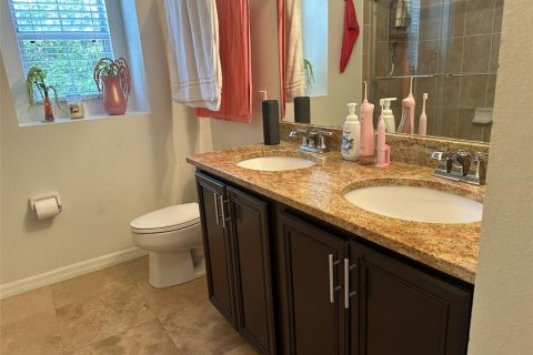 Casa en venta en Orlando, Florida, 5 dormitorios, 305.65 m2 № 1690794 - foto 17