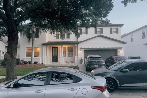 Casa en venta en Orlando, Florida, 5 dormitorios, 305.65 m2 № 1690794 - foto 1