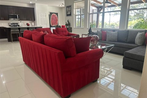 Casa en venta en Orlando, Florida, 5 dormitorios, 305.65 m2 № 1690794 - foto 26