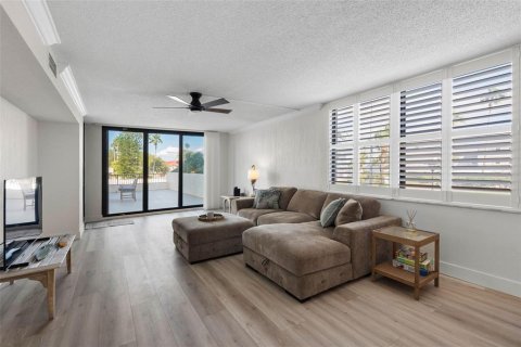 Copropriété à louer à Clearwater, Floride: 2 chambres, 129.32 m2 № 2391433 - photo 11
