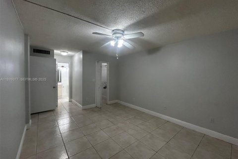 Appartement à louer à Miami, Floride: 1 chambre, 57.04 m2 № 1984659 - photo 14