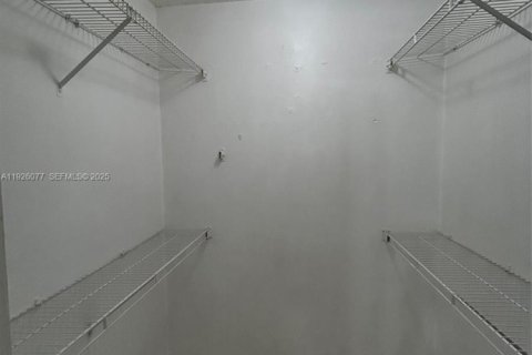 Appartement à louer à Miami, Floride: 1 chambre, 57.04 m2 № 1984659 - photo 16