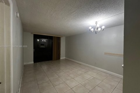 Appartement à louer à Miami, Floride: 1 chambre, 57.04 m2 № 1984659 - photo 7