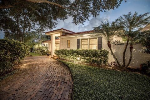 Villa ou maison à vendre à Saint Petersburg, Floride: 3 chambres, 255.48 m2 № 2096969 - photo 2