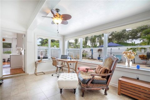 Villa ou maison à vendre à Saint Petersburg, Floride: 3 chambres, 255.48 m2 № 2096969 - photo 17