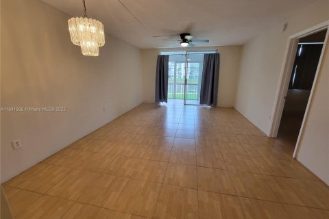 Condominio en alquiler en Aventura, Florida, 1 dormitorio, 71.35 m2 № 1836544 - foto 10