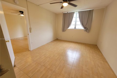 Condominio en alquiler en Aventura, Florida, 1 dormitorio, 71.35 m2 № 1836544 - foto 8