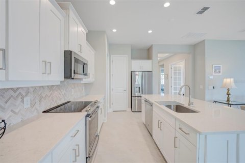 Villa ou maison à vendre à Port Charlotte, Floride: 2 chambres, 139.45 m2 № 2437349 - photo 10