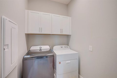 Villa ou maison à vendre à Port Charlotte, Floride: 2 chambres, 139.45 m2 № 2437349 - photo 19