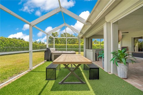 Casa en alquiler en Miami, Florida, 4 dormitorios, 274.99 m2 № 1951348 - foto 27