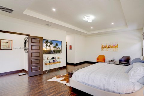 Villa ou maison à vendre à Miami Lakes, Floride: 5 chambres, 385.27 m2 № 1861861 - photo 26