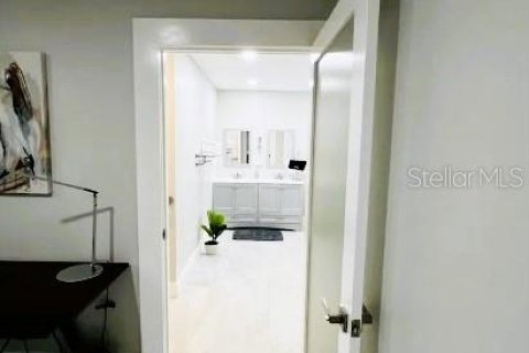 House in Hawthorne, Florida 4 bedrooms, 303.98 sq.m. № 2218489 - photo 26