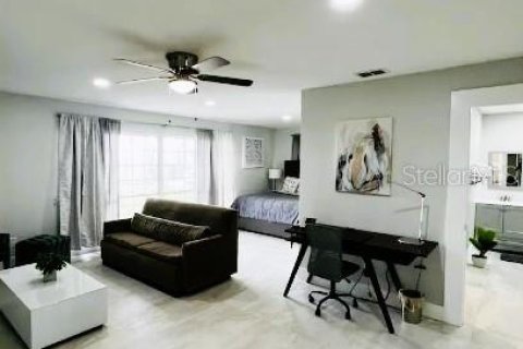 House in Hawthorne, Florida 4 bedrooms, 303.98 sq.m. № 2218489 - photo 25
