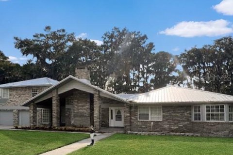 Villa ou maison à Hawthorne, Floride 4 chambres, 303.98 m2 № 2218489